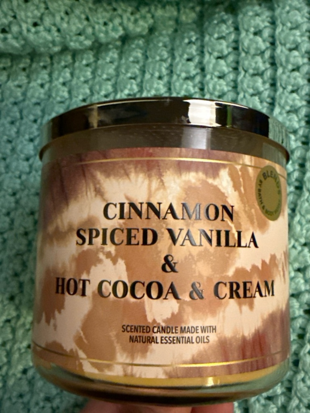 Bath & Body Works Cinnamon Spiced Vanilla Candle - Tan & Cream